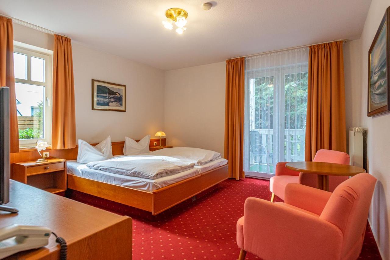 Pension Bergen Bergen Auf Rugen Buitenkant foto